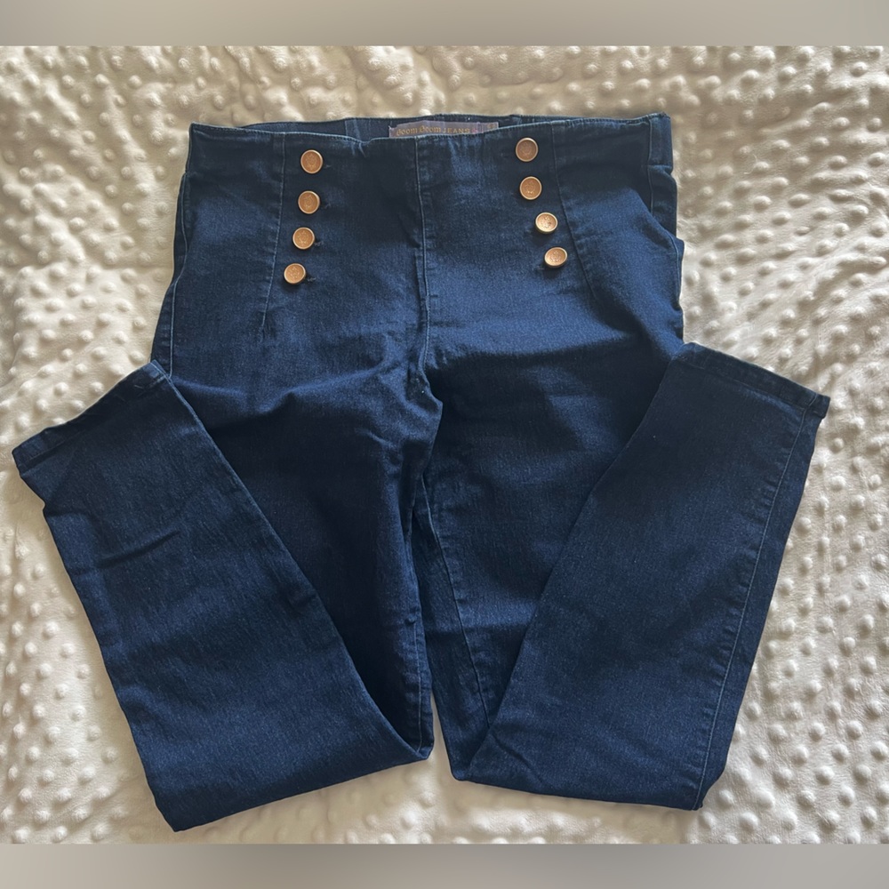 High waisted jeggings with gold button detail
